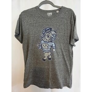 League Classic Fit UNC Tar Heels Mascot Graphic T Shirt Mens Medium Heather Gray